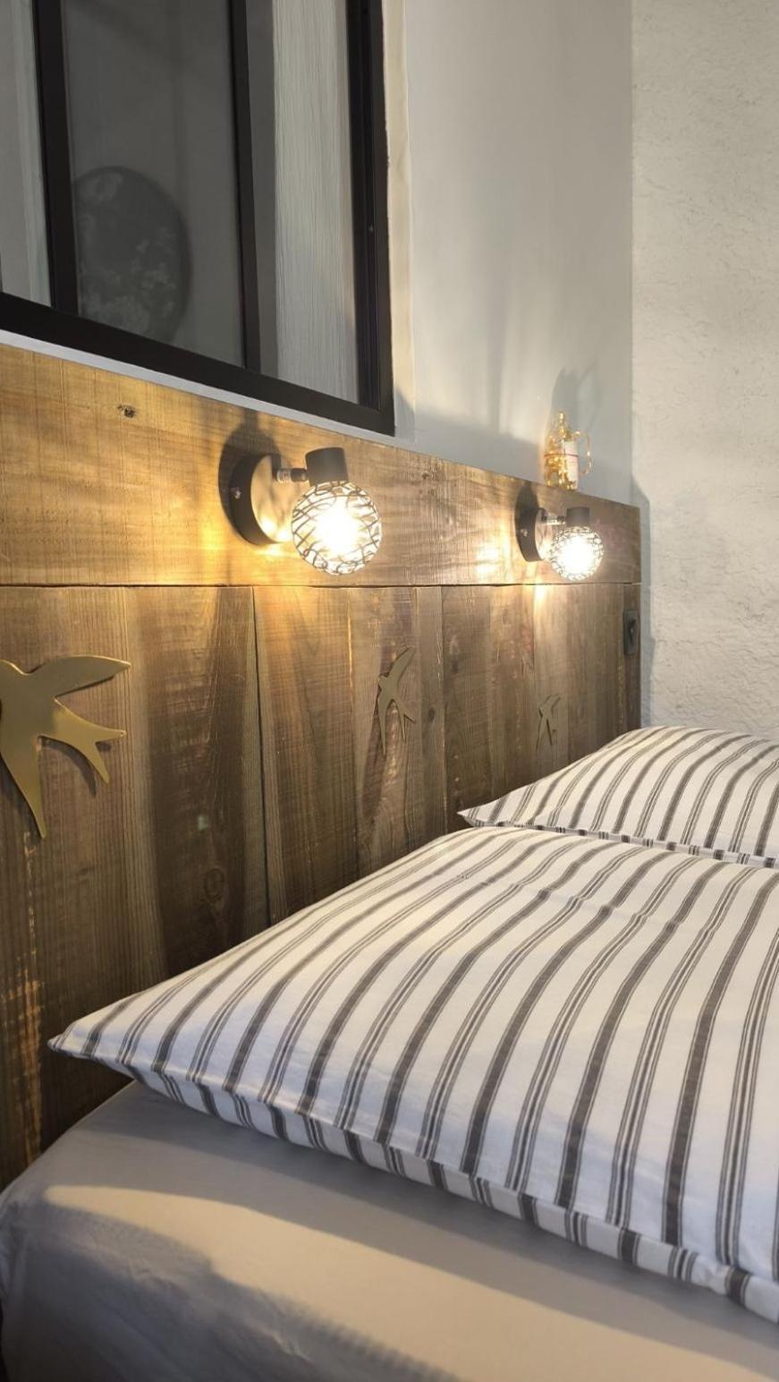 Pontours Chambre Telma 2 Pers Avec Piscine "Mon Lit Au Pre" Couples Ou Femmes Seulement מראה חיצוני תמונה